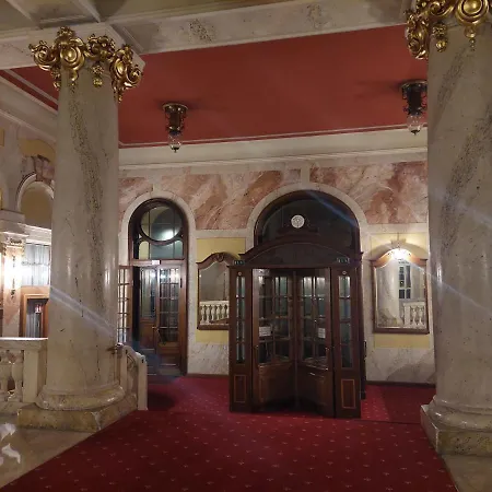 Belladonna Panorama *